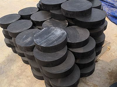 岳池县板式橡胶支座由若干层橡胶片与薄钢板经加压硫化